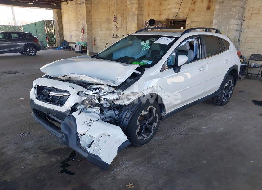 Photo 2 of 2021 Subaru Crosstrek LIMITED (VIN JF2GTHNC8M8330064)