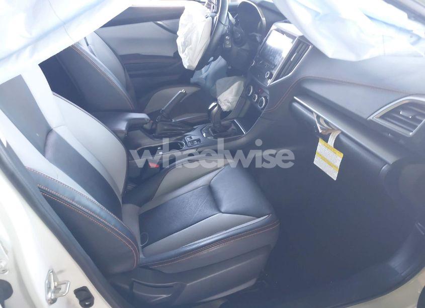 Photo 5 of 2021 Subaru Crosstrek LIMITED (VIN JF2GTHNC8M8330064)