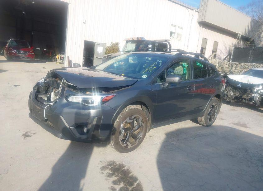 Photo 2 of 2021 Subaru Crosstrek LIMITED (VIN JF2GTHNC8M8361895)
