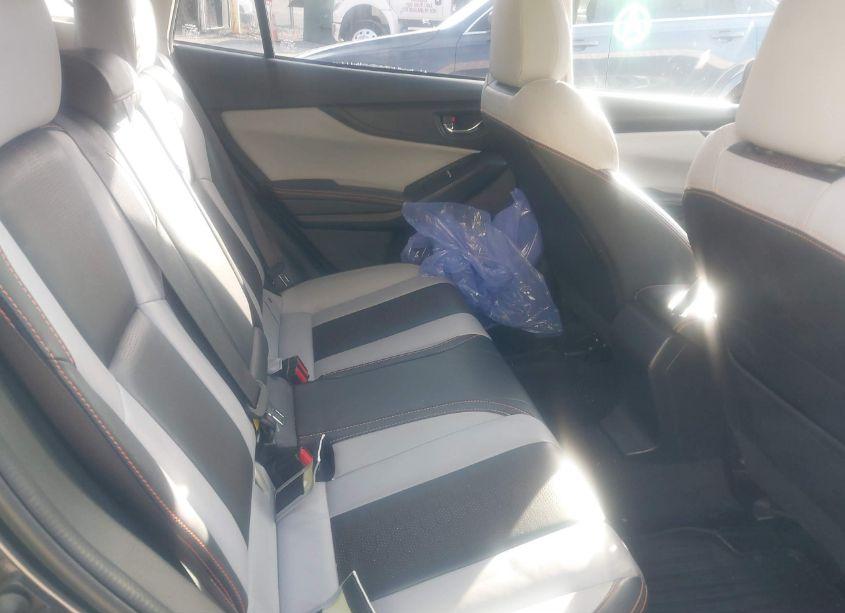 Photo 8 of 2021 Subaru Crosstrek LIMITED (VIN JF2GTHNC8M8361895)