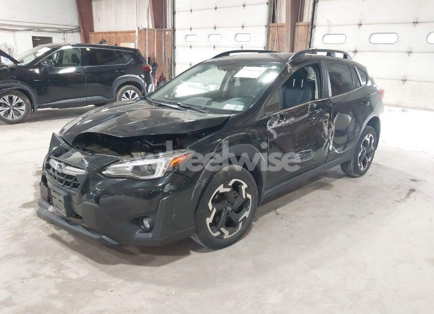 Photo 2 of 2021 Subaru Crosstrek LIMITED (VIN JF2GTHNCXMH351773)