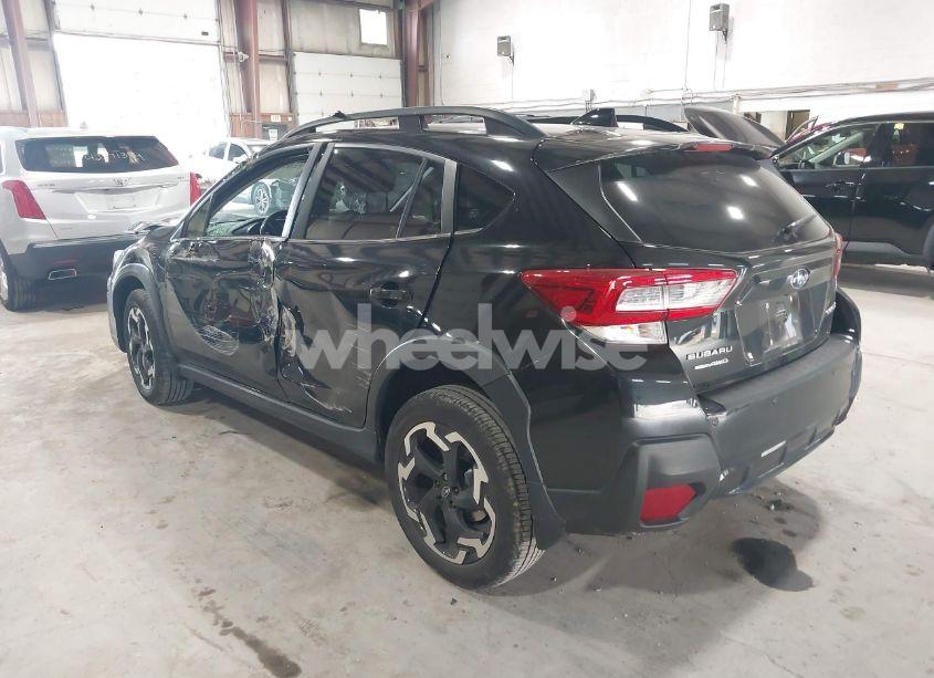 Photo 3 of 2021 Subaru Crosstrek LIMITED (VIN JF2GTHNCXMH351773)