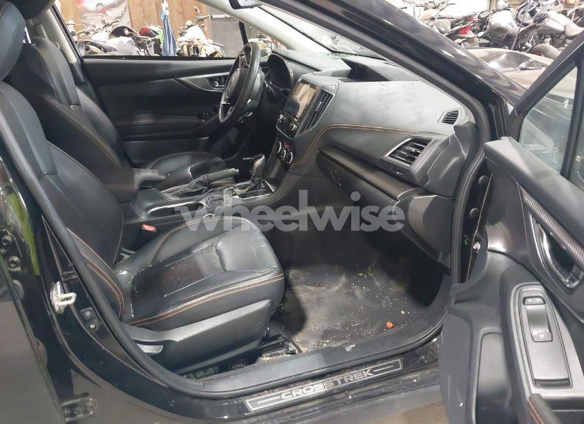 Photo 5 of 2021 Subaru Crosstrek LIMITED (VIN JF2GTHNCXMH351773)