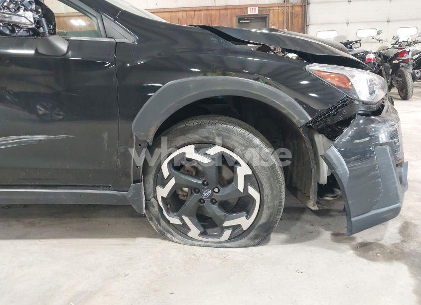 Photo 6 of 2021 Subaru Crosstrek LIMITED (VIN JF2GTHNCXMH351773)