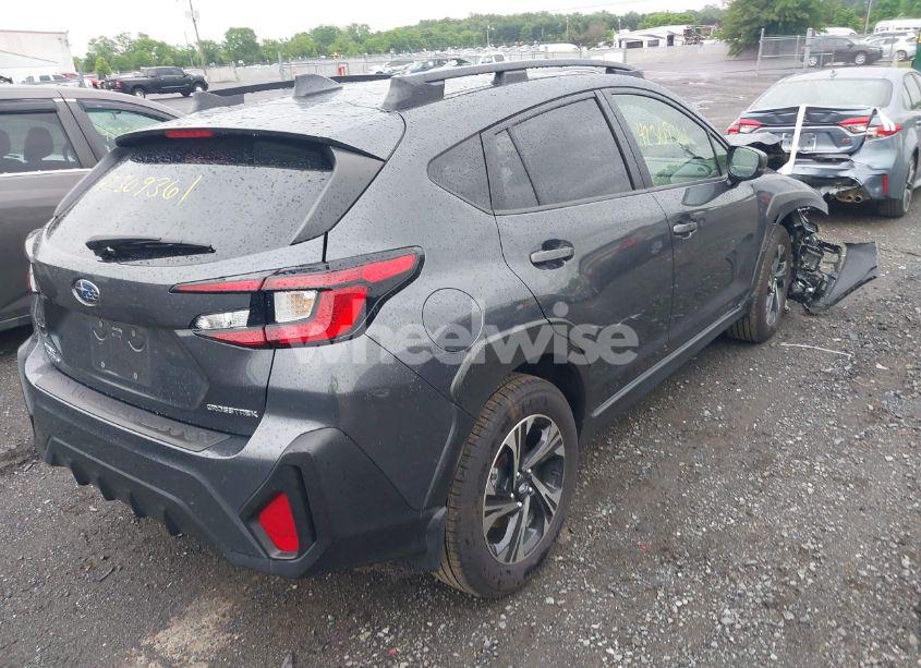 Photo 4 of 2024 Subaru Crosstrek PREMIUM (VIN JF2GUADC0R8326099)