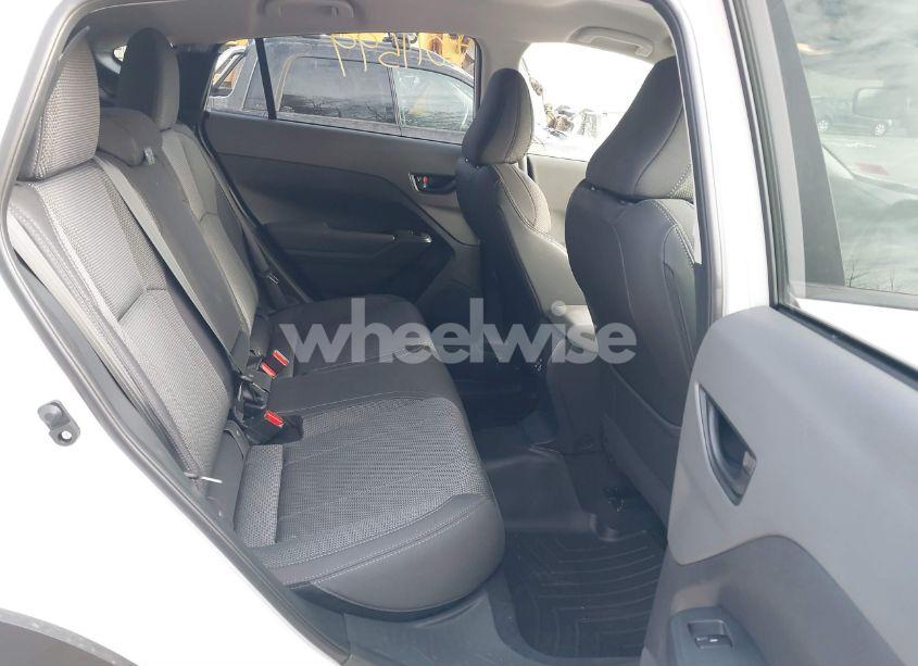 Photo 8 of 2024 Subaru Crosstrek PREMIUM (VIN JF2GUADC0R8851406)