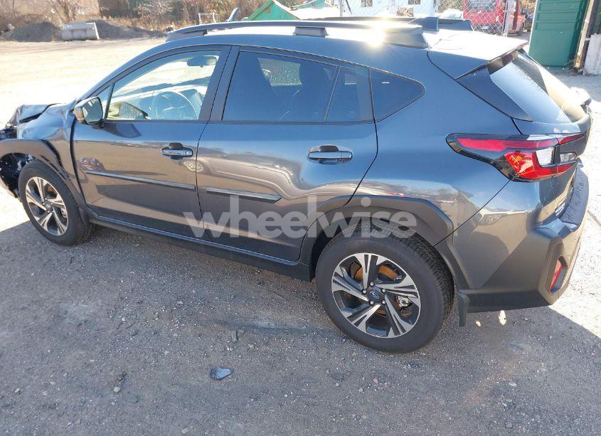 Photo 3 of 2024 Subaru Crosstrek PREMIUM (VIN JF2GUADC0R8878167)