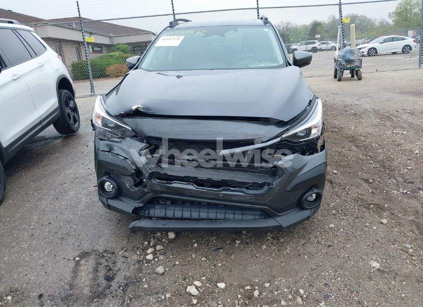 Photo 12 of 2024 Subaru Crosstrek PREMIUM (VIN JF2GUADC0RH332534)