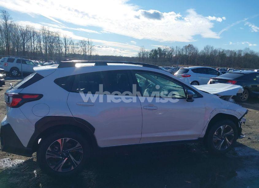 Photo 14 of 2024 Subaru Crosstrek PREMIUM (VIN JF2GUADC1R8362867)