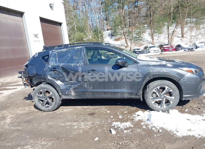 Photo 13 of 2024 Subaru Crosstrek PREMIUM (VIN JF2GUADC1RH236122)