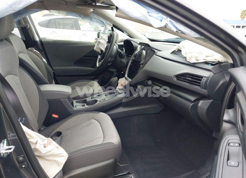 Photo 5 of 2024 Subaru Crosstrek PREMIUM (VIN JF2GUADC1RH348323)