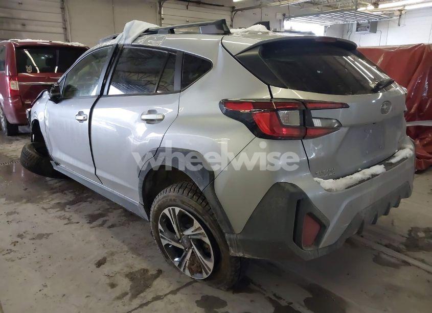 Photo 3 of 2024 Subaru Crosstrek PREMIUM (VIN JF2GUADC2R8272899)