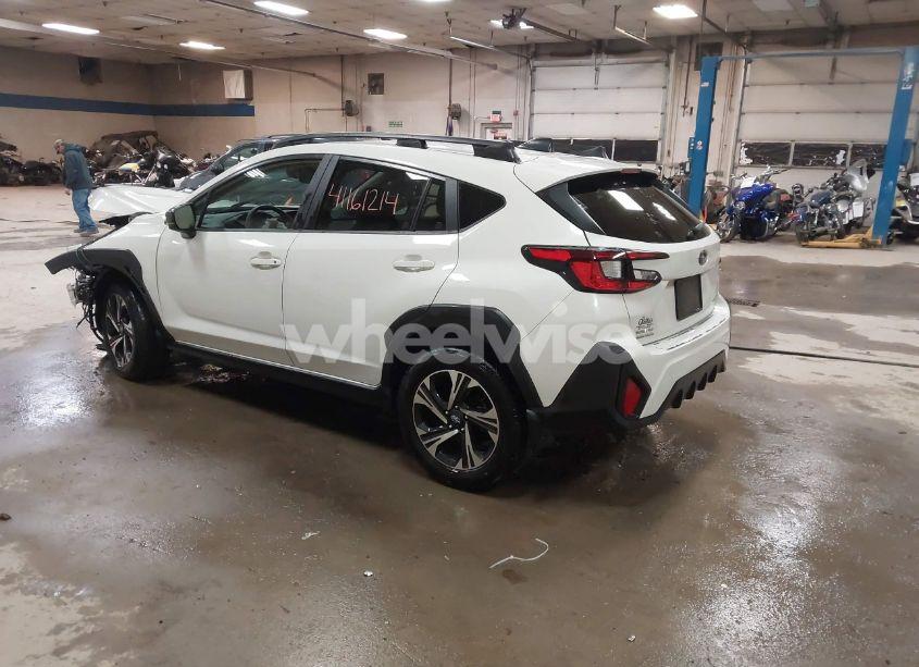 Photo 3 of 2024 Subaru Crosstrek PREMIUM (VIN JF2GUADC2R8307859)