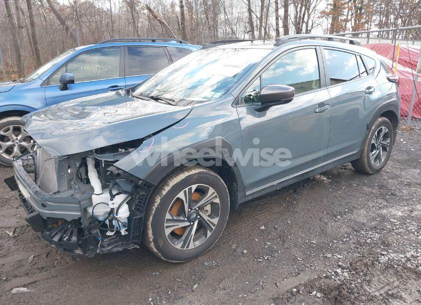Photo 2 of 2024 Subaru Crosstrek PREMIUM (VIN JF2GUADC2R8369052)