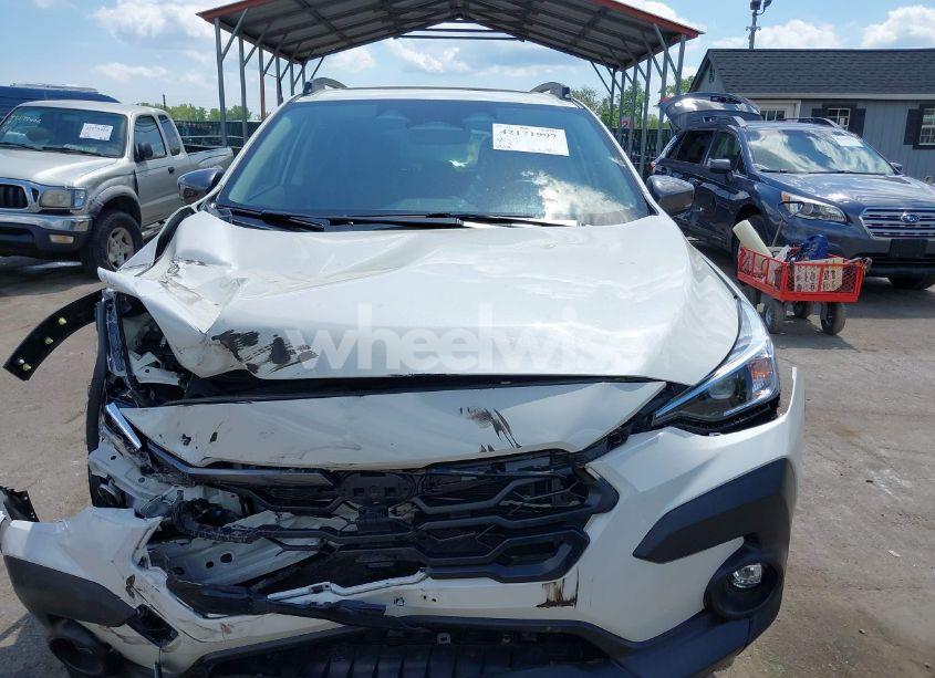 Photo 12 of 2024 Subaru Crosstrek PREMIUM (VIN JF2GUADC2R8913808)