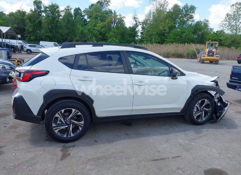 Photo 13 of 2024 Subaru Crosstrek PREMIUM (VIN JF2GUADC2R8913808)