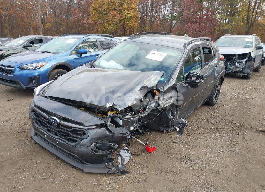Photo 2 of 2024 Subaru Crosstrek PREMIUM (VIN JF2GUADC2RH334785)