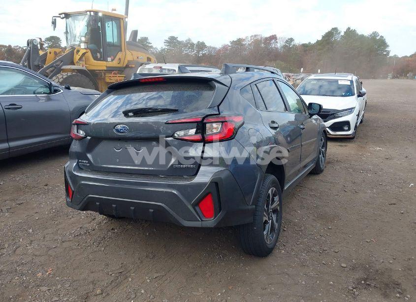 Photo 4 of 2024 Subaru Crosstrek PREMIUM (VIN JF2GUADC2RH334785)