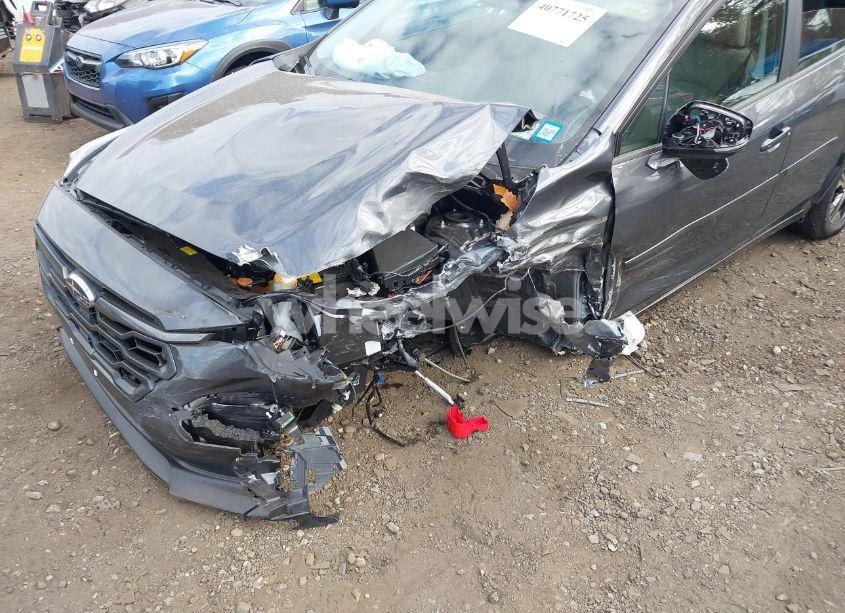 Photo 6 of 2024 Subaru Crosstrek PREMIUM (VIN JF2GUADC2RH334785)