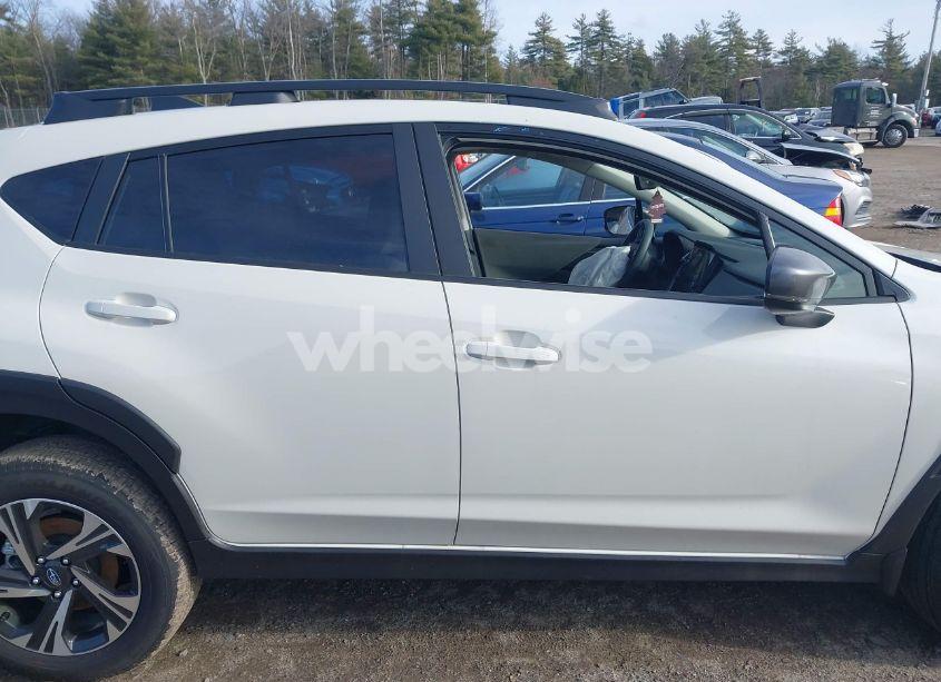Photo 12 of 2024 Subaru Crosstrek PREMIUM (VIN JF2GUADC3R8883055)
