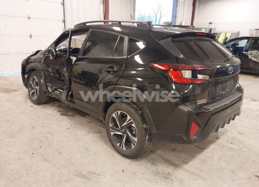 Photo 3 of 2024 Subaru Crosstrek PREMIUM (VIN JF2GUADC3RH267789)