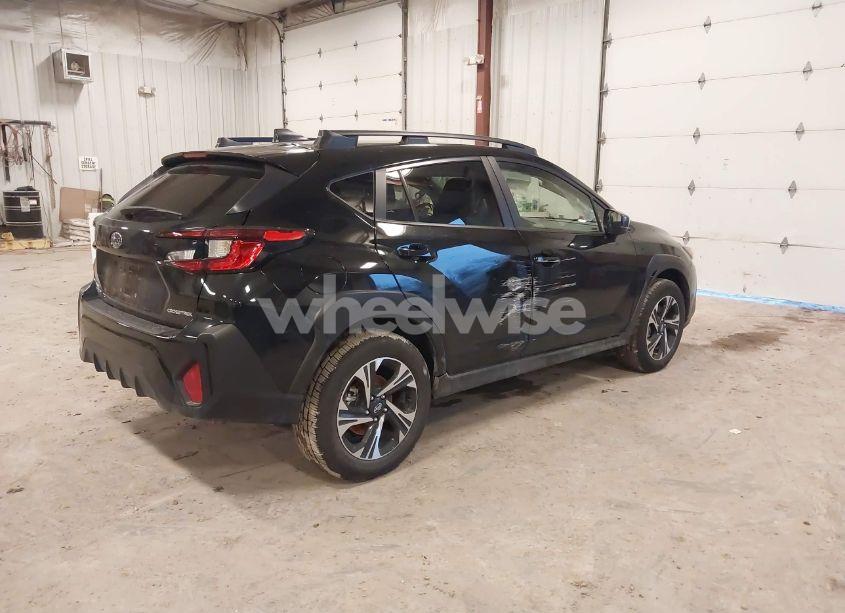 Photo 4 of 2024 Subaru Crosstrek PREMIUM (VIN JF2GUADC3RH267789)