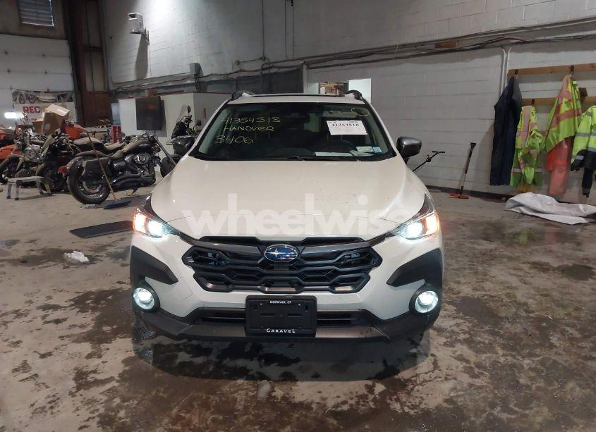 Photo 12 of 2024 Subaru Crosstrek PREMIUM (VIN JF2GUADC3RH340613)