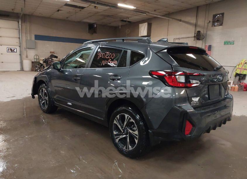 Photo 3 of 2024 Subaru Crosstrek PREMIUM (VIN JF2GUADC4R8339566)