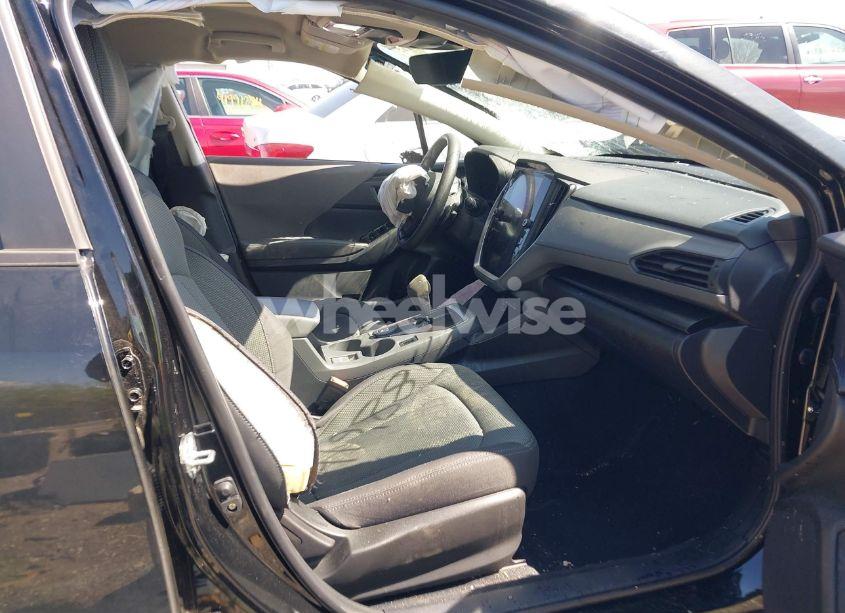 Photo 5 of 2024 Subaru Crosstrek PREMIUM (VIN JF2GUADC4RH211683)