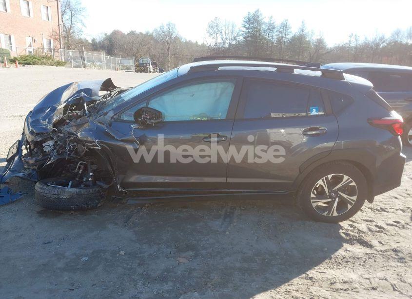 Photo 13 of 2024 Subaru Crosstrek PREMIUM (VIN JF2GUADC5R8293343)