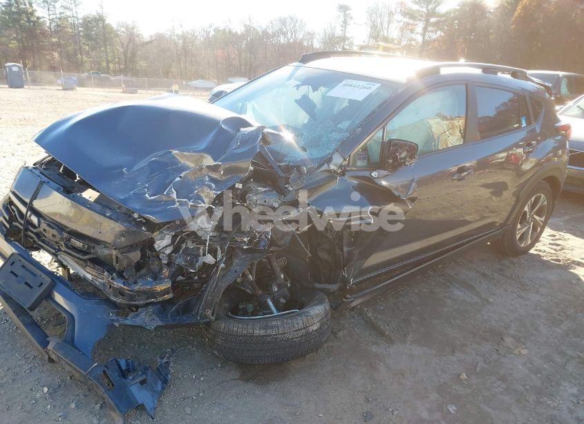 Photo 2 of 2024 Subaru Crosstrek PREMIUM (VIN JF2GUADC5R8293343)