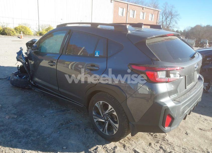 Photo 3 of 2024 Subaru Crosstrek PREMIUM (VIN JF2GUADC5R8293343)