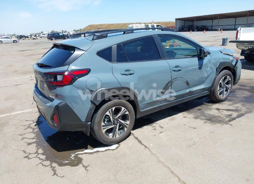 Photo 4 of 2024 Subaru Crosstrek PREMIUM (VIN JF2GUADC6R8214231)