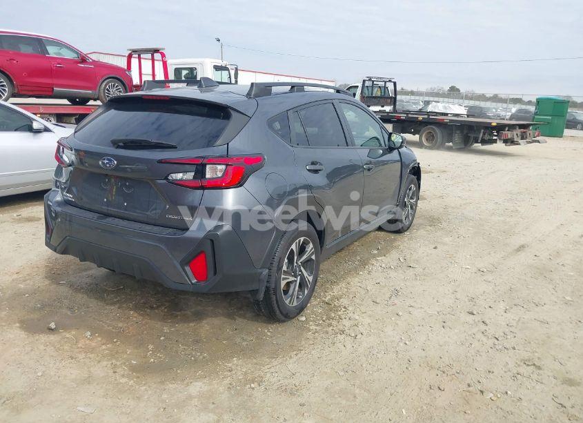 Photo 4 of 2024 Subaru Crosstrek PREMIUM (VIN JF2GUADC6R8244913)