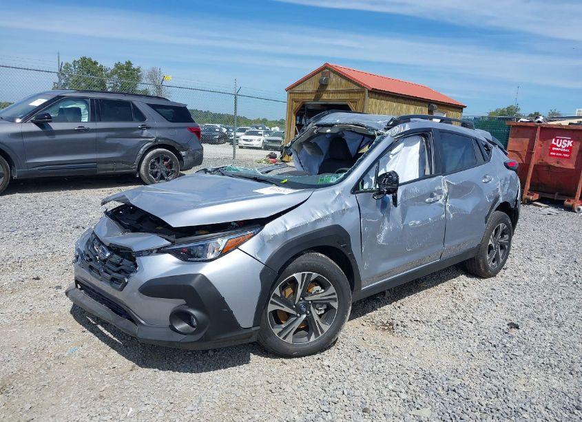 Photo 2 of 2024 Subaru Crosstrek PREMIUM (VIN JF2GUADC6R8315902)