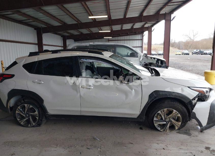 Photo 13 of 2024 Subaru Crosstrek PREMIUM (VIN JF2GUADC6R8325815)