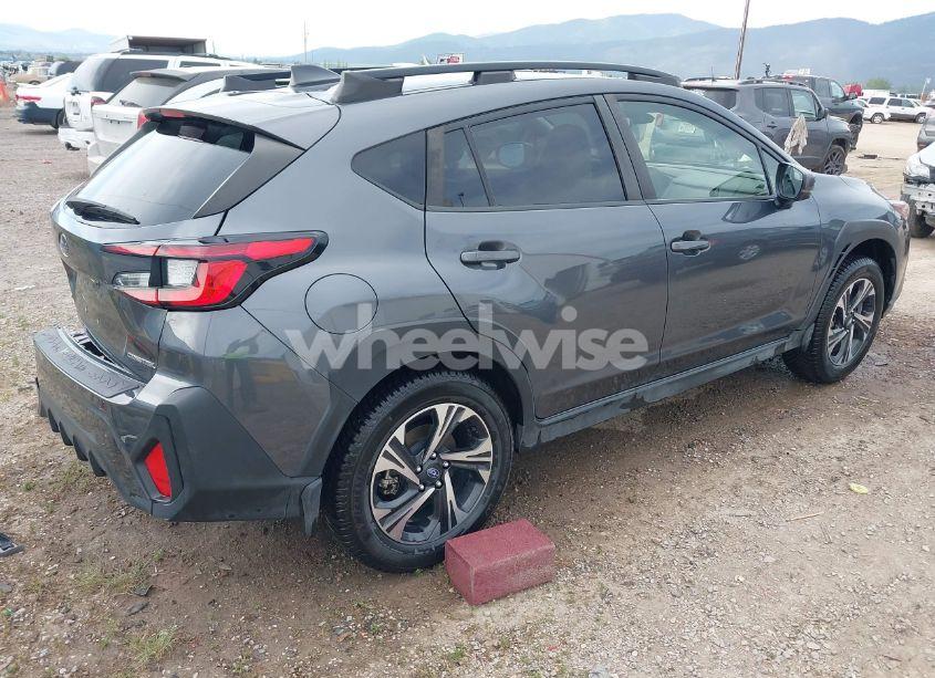 Photo 4 of 2024 Subaru Crosstrek PREMIUM (VIN JF2GUADC7R8206736)