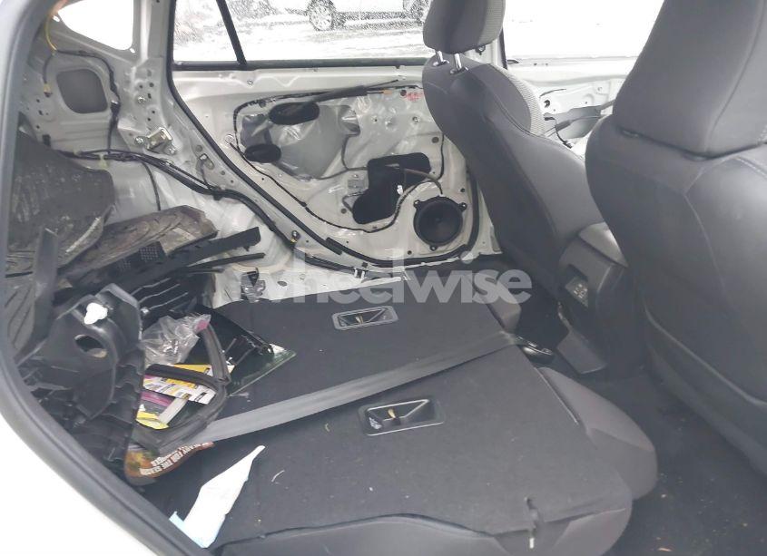 Photo 8 of 2024 Subaru Crosstrek PREMIUM (VIN JF2GUADC7R8212410)