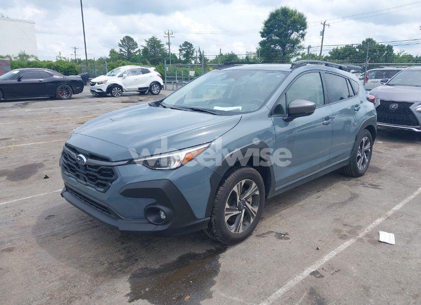 Photo 2 of 2024 Subaru Crosstrek PREMIUM (VIN JF2GUADC7R8299418)