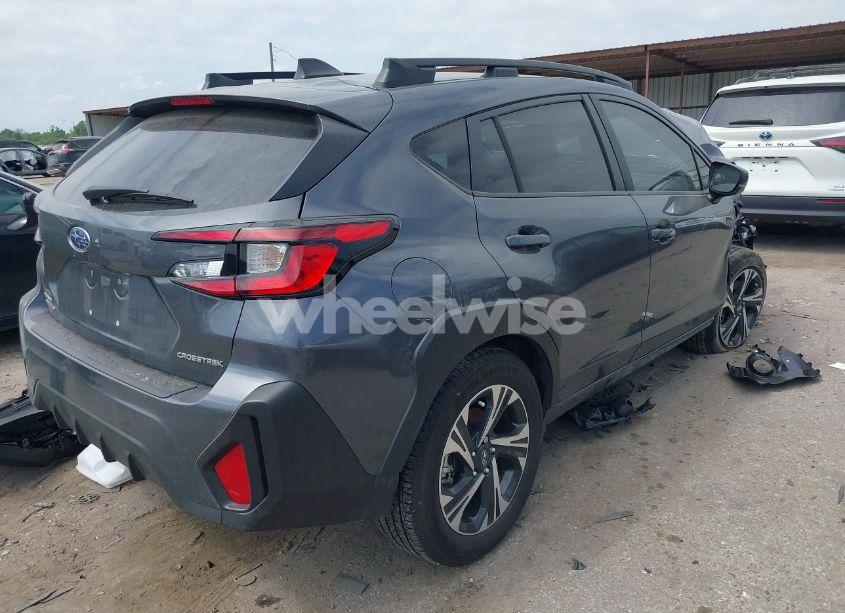 Photo 4 of 2024 Subaru Crosstrek PREMIUM (VIN JF2GUADC8R8251085)