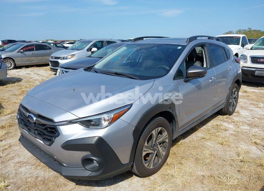 Photo 2 of 2024 Subaru Crosstrek PREMIUM (VIN JF2GUADC8R8261759)