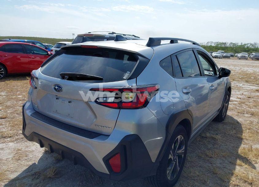 Photo 4 of 2024 Subaru Crosstrek PREMIUM (VIN JF2GUADC8R8261759)