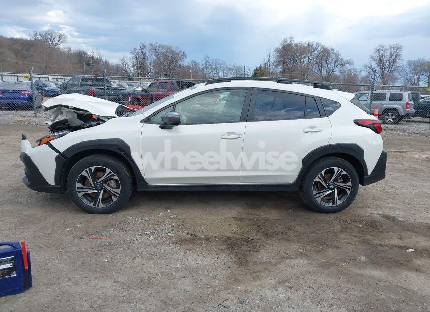 Photo 14 of 2024 Subaru Crosstrek PREMIUM (VIN JF2GUADC8R8269053)