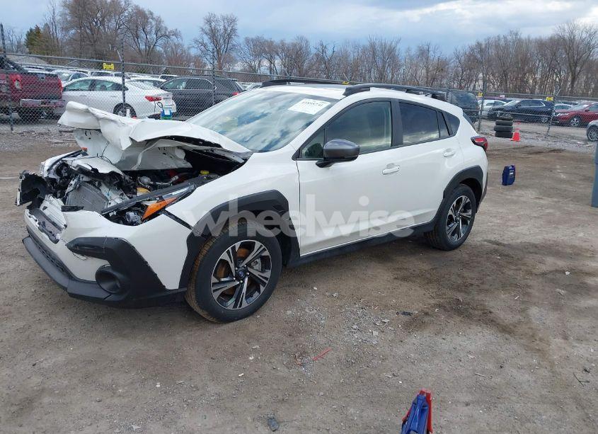 Photo 2 of 2024 Subaru Crosstrek PREMIUM (VIN JF2GUADC8R8269053)