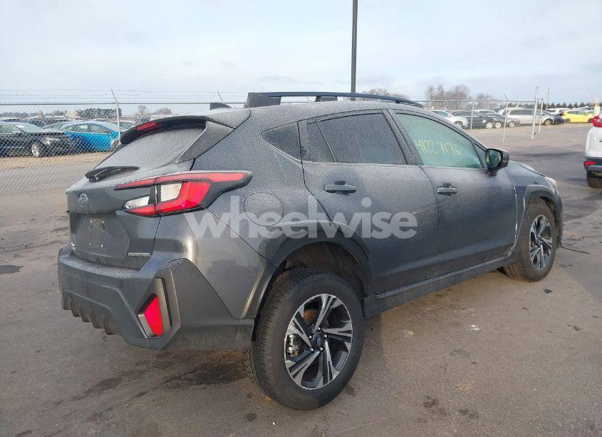 Photo 4 of 2024 Subaru Crosstrek PREMIUM (VIN JF2GUADC8R8272356)