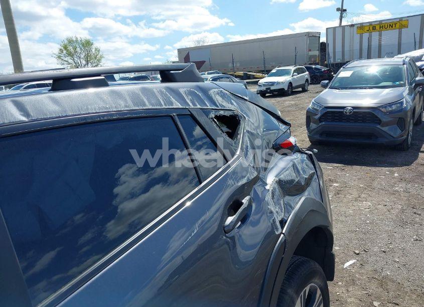 Photo 21 of 2024 Subaru Crosstrek PREMIUM (VIN JF2GUADC8R8293062)