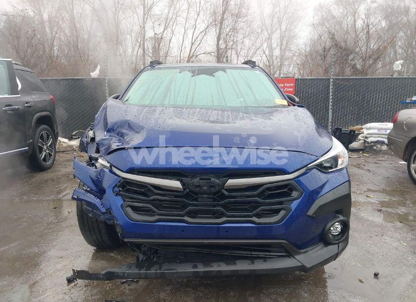Photo 12 of 2024 Subaru Crosstrek PREMIUM (VIN JF2GUADC8R8299718)