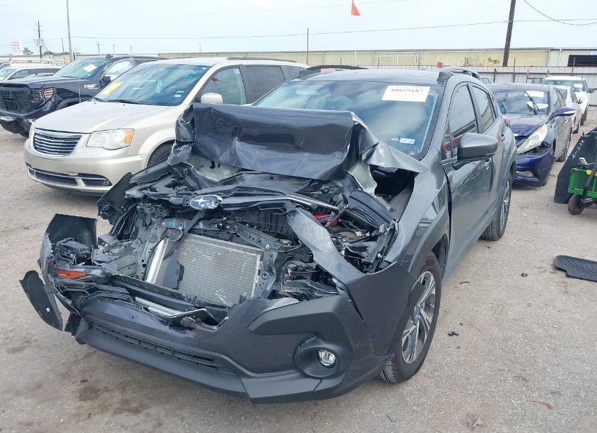 Photo 2 of 2024 Subaru Crosstrek PREMIUM (VIN JF2GUADC8R8303945)