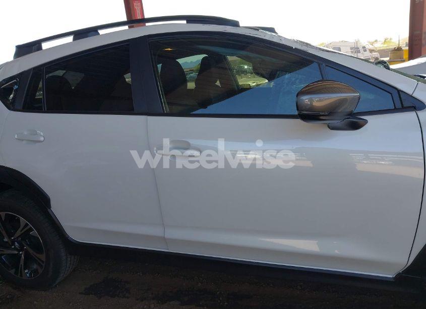 Photo 13 of 2024 Subaru Crosstrek PREMIUM (VIN JF2GUADC8RH371288)