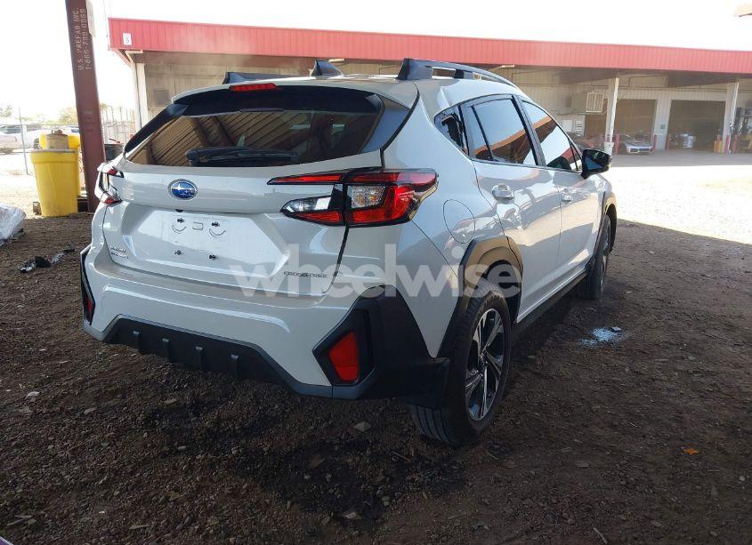 Photo 4 of 2024 Subaru Crosstrek PREMIUM (VIN JF2GUADC8RH371288)